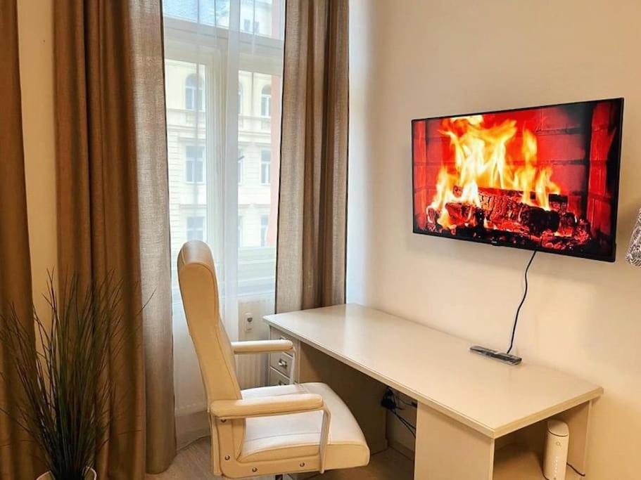 Leger Residence Apartment Прага Екстериор снимка